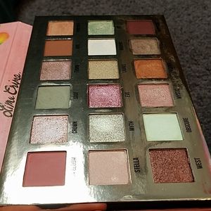 Lime Crime Venus XL II
